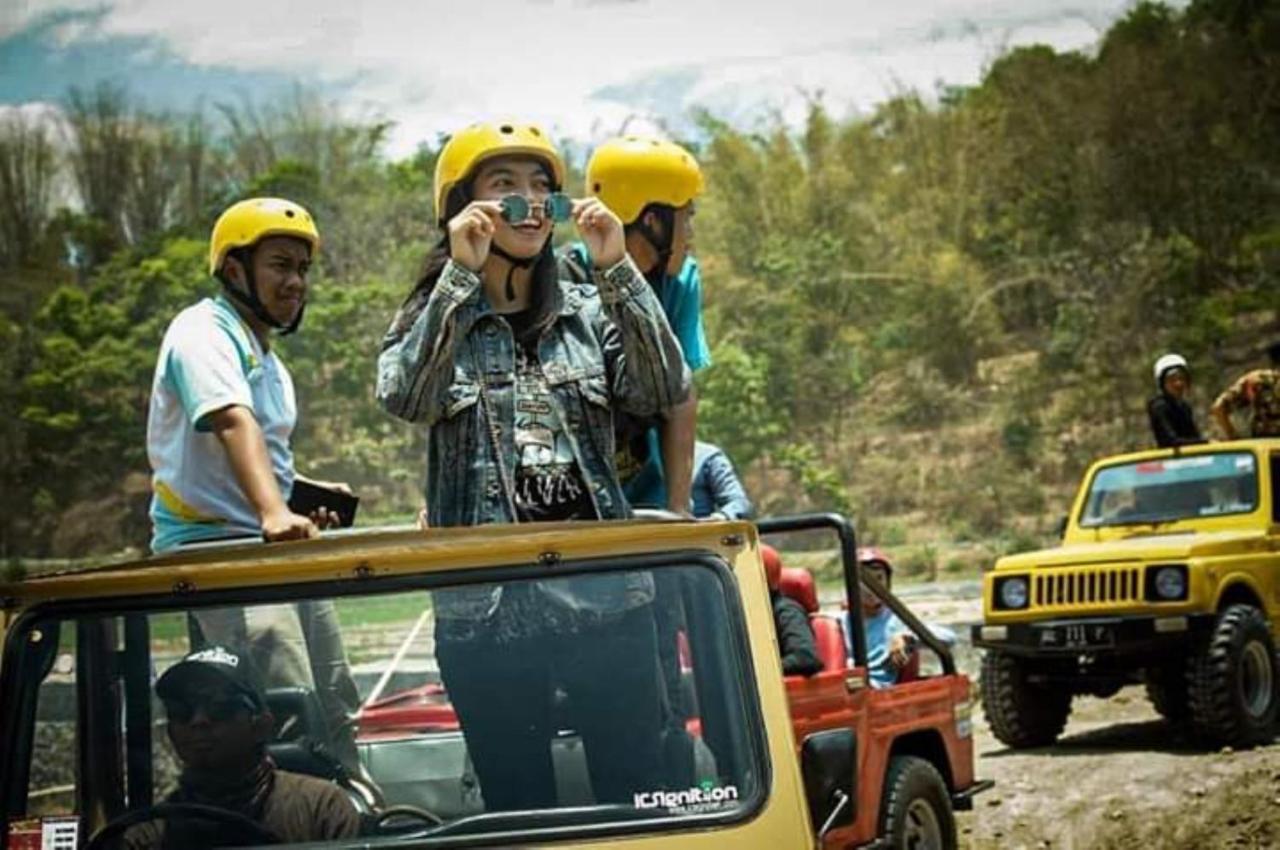 Lawu Forest Camp Sarangan Exterior foto
